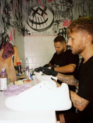 Dění ve Foot Care zachyceno na 35mm film. #footcare #35mm