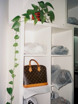 O Tvé boty a kabelky se postaráme každý všední den od 10 do 17. 👞👜 V Brně je můžeme osobně vyzvednout u Tebe doma či v...